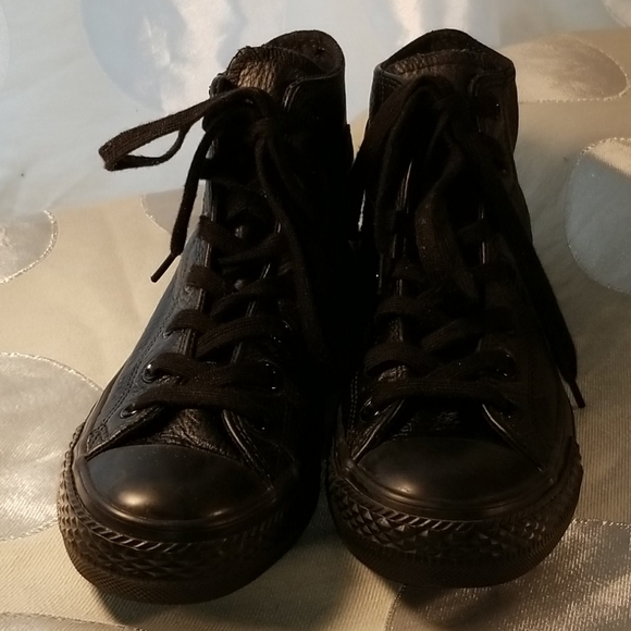 Converse Shoes - Converse Chuck Taylor All Star Hi Black VG US 7